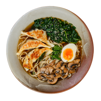 RAMEN WITH CHICKEN GYOZA